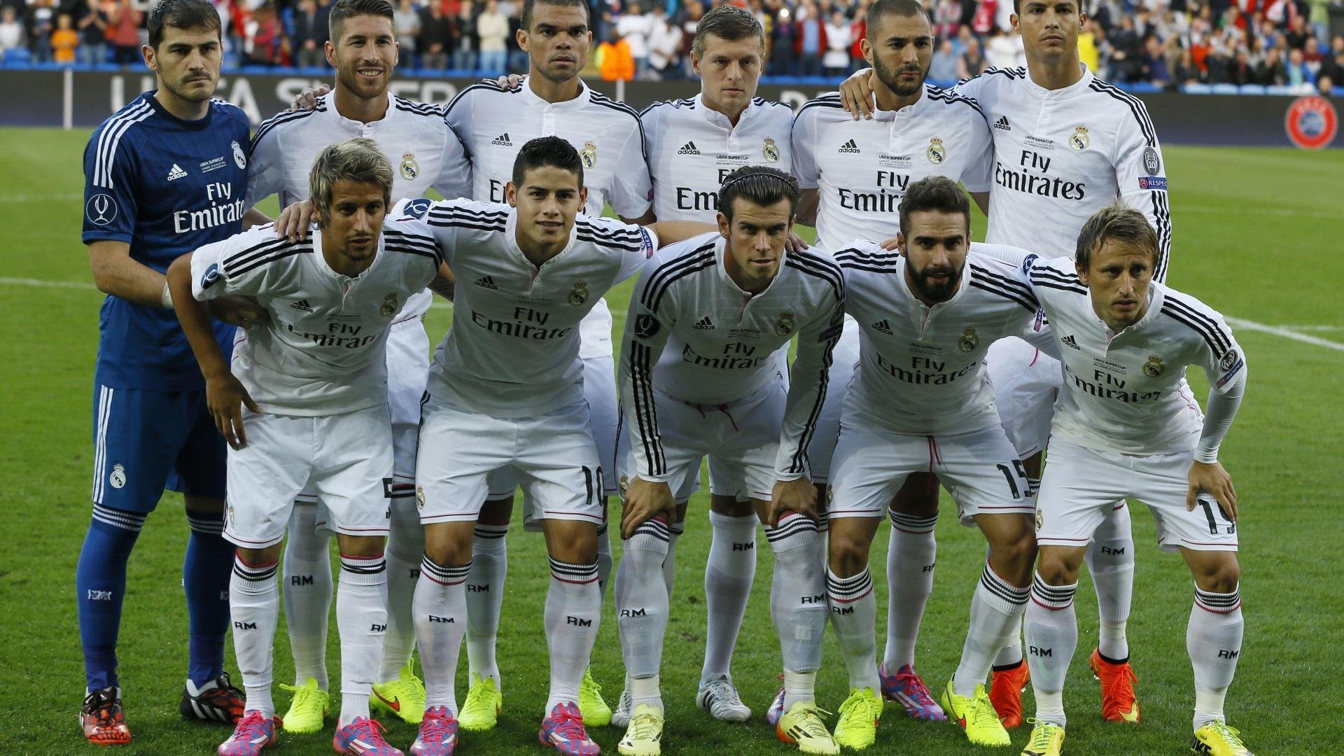 红魔风暴席卷绿茵场，加克波引擎轰鸣F1赛道—当足球统治力与赛车天赋在同一个周末交汇